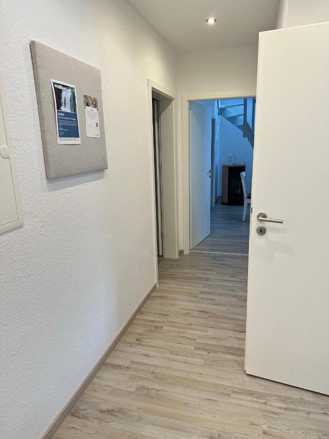 Gemuetliche Neurenovierte Dachgeschosswohnung Erfurt Exterior photo